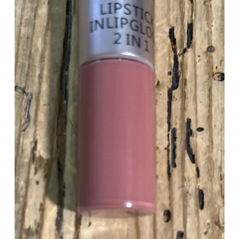Teayason Lipstick In Lip Gloss 2 In 1 Color #01 NEW